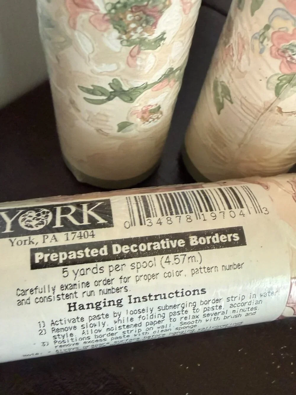 York Vintage Pre Pasted Wallpaper BORDER 3 Rolls FLORAL BOTANICAL NEW SCALLOPED